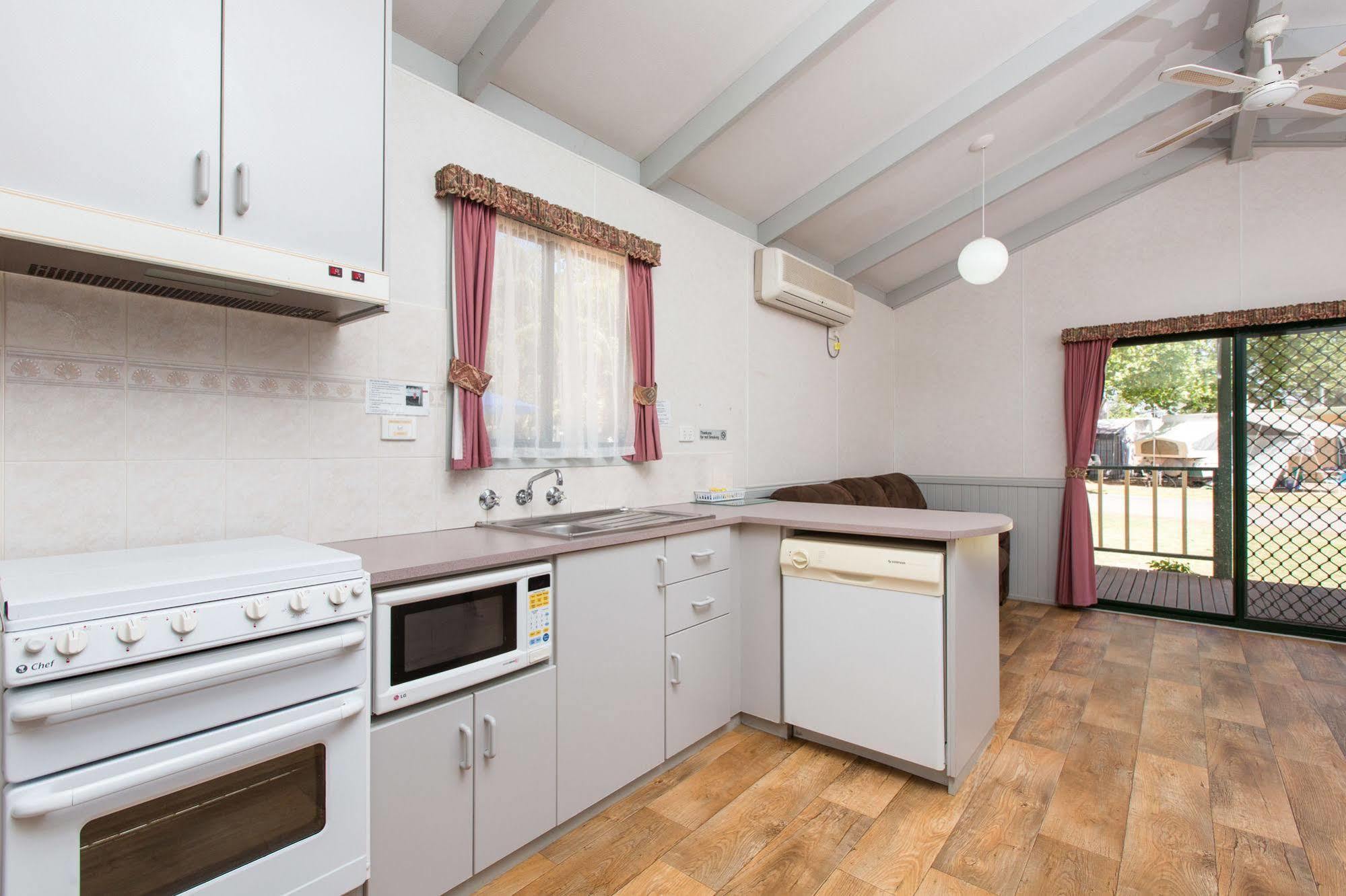Nrma Mildura Riverside Holiday Park Екстер'єр фото