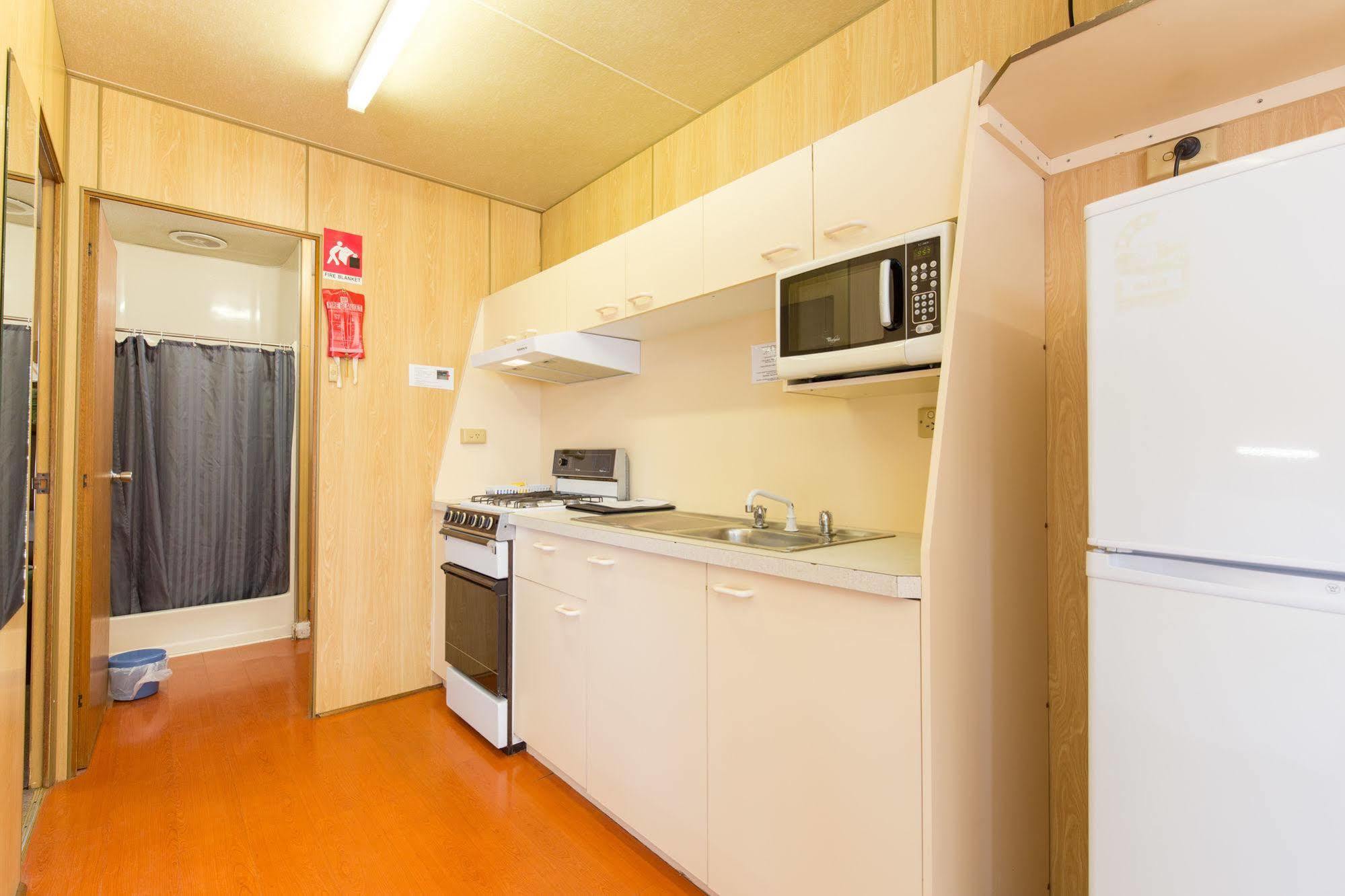 Nrma Mildura Riverside Holiday Park Екстер'єр фото