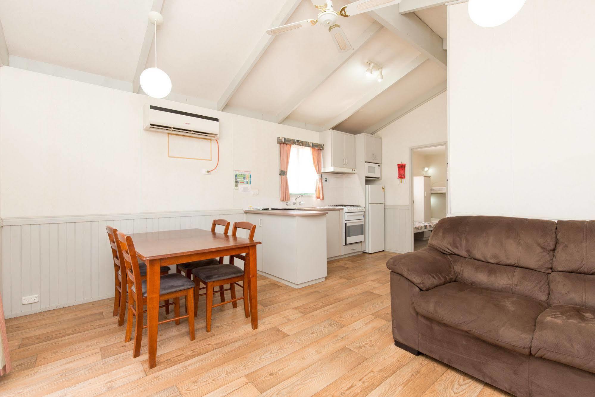 Nrma Mildura Riverside Holiday Park Екстер'єр фото